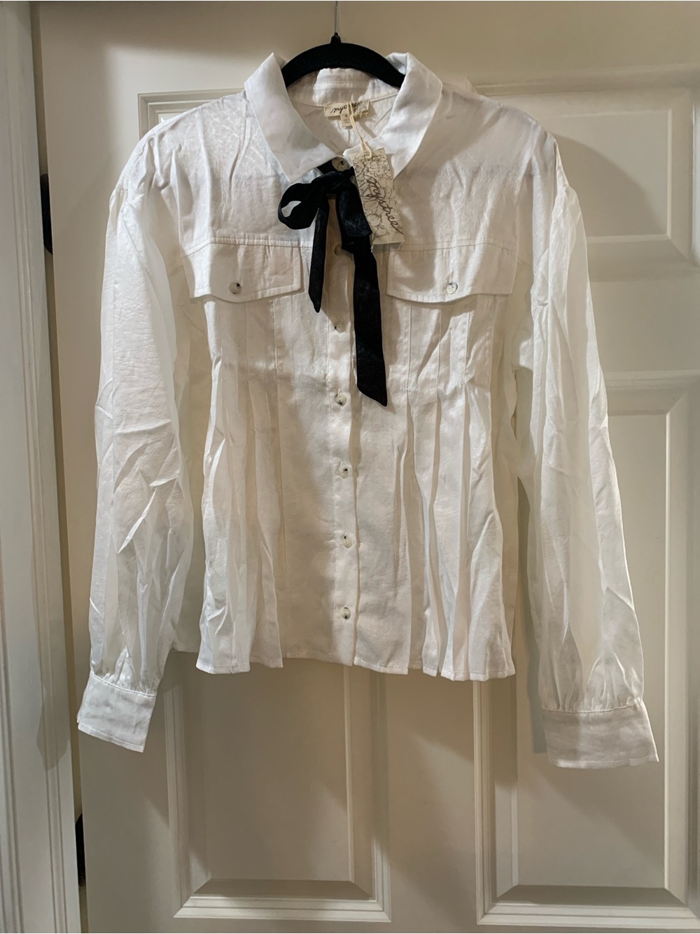 Mystree White Button-Front Blouse with Black Bow Accent